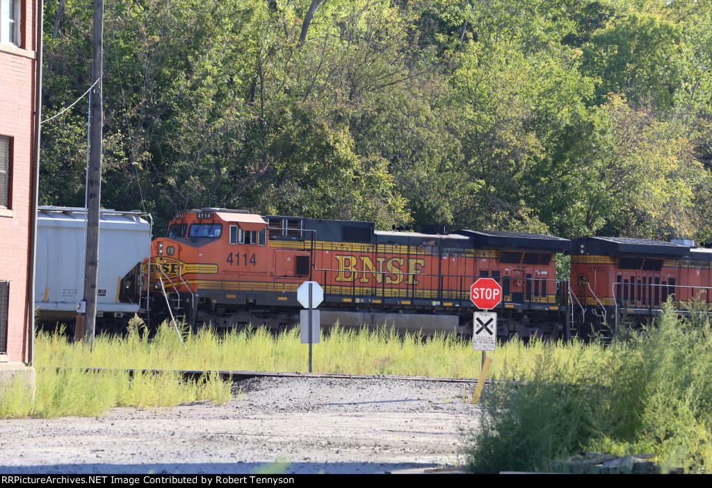 BNSF 4114